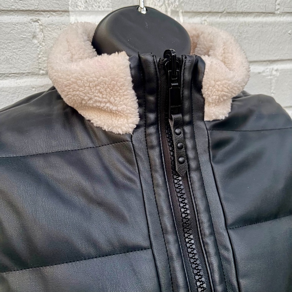 Rebecca Minkoff Reversible Vegan Leather & Sherpa Women’s Vest, SZ S NWOT - Picture 5 of 8